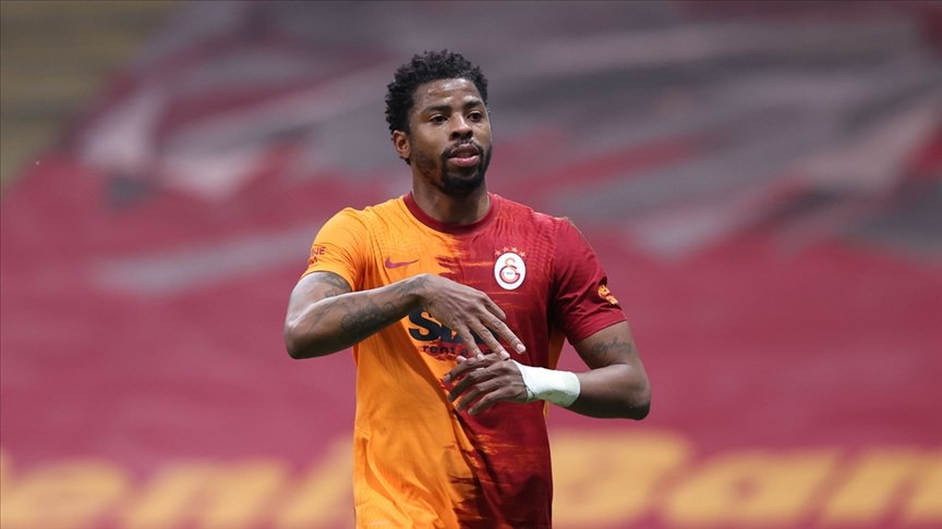 Ryan Donk ilk kez formasını giydiği Surinam Milli Takımı’nda ‘maçın adamı’ seçildi