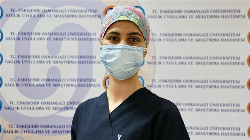 Yoğun bakım hemşireleri Kovid-19’a yakalanan hastaların pişmanlıklarına da tanıklık ediyorlar