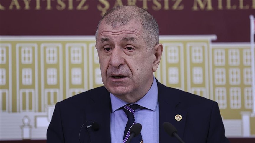 İstanbul Milletvekili Ümit Özdağ İYİ Parti’den istifa etti