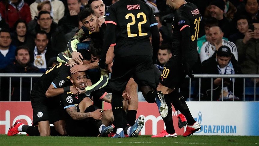 Manchester City, Premier Lig’de üste üste 15. galibiyetini aldı