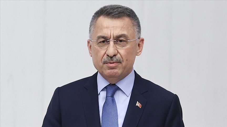 Fuat Oktay: Gayesi canı pahasına insanı yaşatmak olan sağlık çalışanlarımızın Tıp Bayramı kutlu olsun