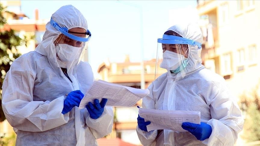 Türkiye’de son 24 saatte 21 bin 30 kişinin testi pozitif çıktı, 87 kişi hayatını kaybetti