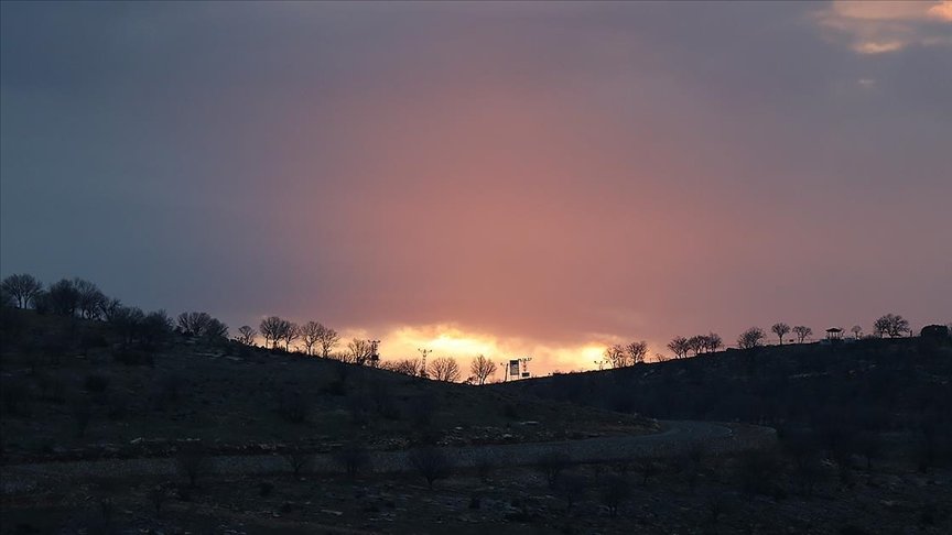 Siirt’teki ‘ışık hadisesi’ bulut engeline takıldı