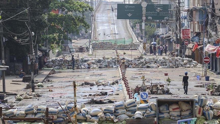 Myanmar’da bugünkü protestolarda en az 8 kişi yaşamını yitirdi