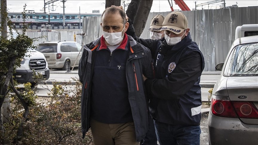 Yunanistan’a kaçmaya çalışırken yakalanan FETÖ firarisi emekli tuğgeneral adliyeye sevk edildi
