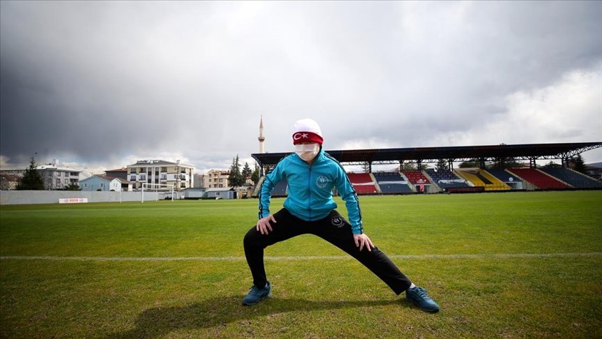Özel sporcu Yunus Emre’nin hedefi atletizmde milli forma