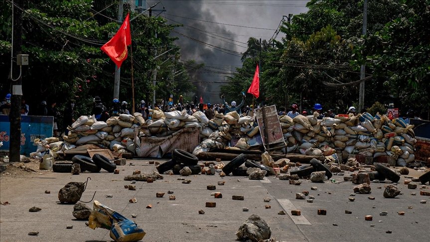 Myanmar’da protestolara ordunun müdahalesi sonucu 8 kişi yaşamını yitirdi