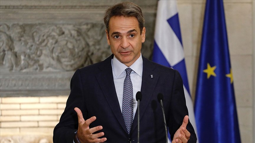 Yunanistan Başbakanı Miçotakis’ten özel sektörde çalışan doktorlara tepki