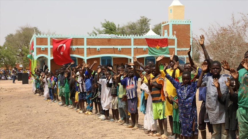 İnsana Değer Veren Dernekler Federasyonunca Burkina Faso’da yapılan eserler hizmete açıldı