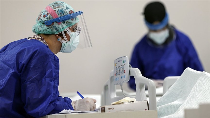 Türkiye’de son 24 saatte 29 bin 58 kişinin Kovid-19 testi pozitif çıktı, 153 kişi hayatını kaybetti