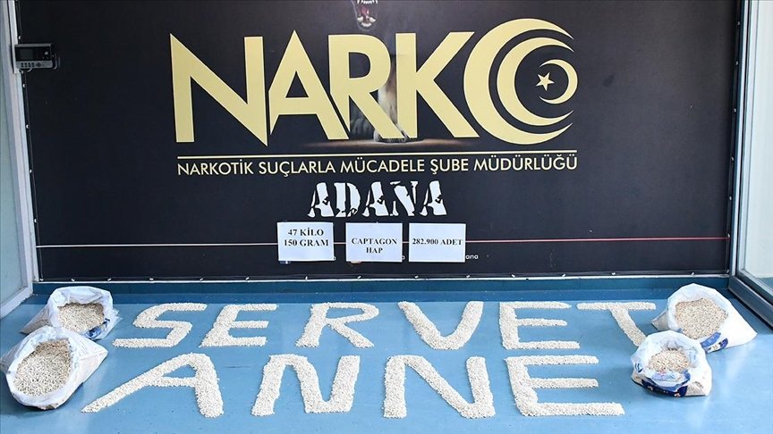 Bakan Soylu’nun vefat eden annesine ithaf edilen operasyonda 283 bin uyuşturucu hap yakalandı
