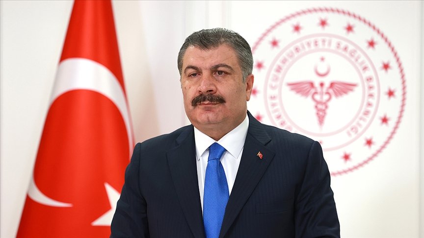 Sağlık Bakanı Koca’dan çalışanlara ‘maske’ uyarısı: Lütfen sorumlu davranın, maskenizi çıkarmayın