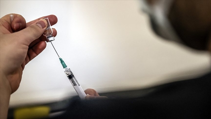 Malezya’dan Sinovac ve AstraZeneca aşılarının kullanımına şartlı onay