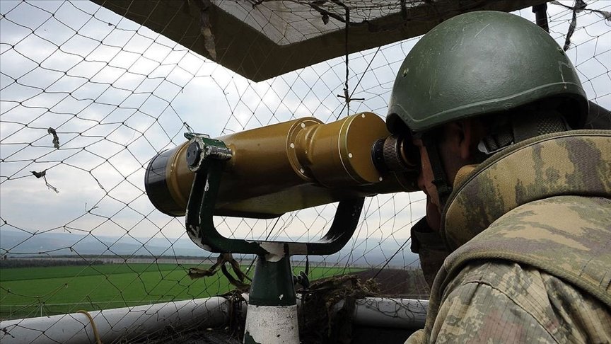Hudut hattından yurda girmeye çalışan 5’i PKK terör örgütü mensubu 9 kişi yakalandı