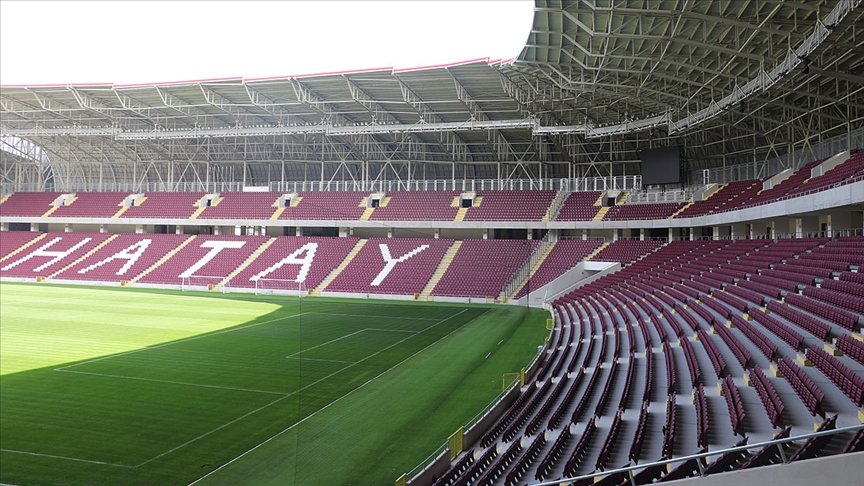 Hatay Stadı açılışında planlanan Hatayspor-Fenerbahçe maçı Kovid-19 nedeniyle iptal edildi