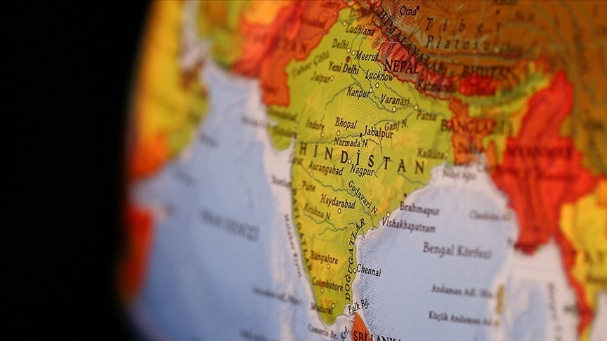 Hindistan’da tapınaktan su içen Müslüman çocuk, Hindu’nun saldırısına uğradı