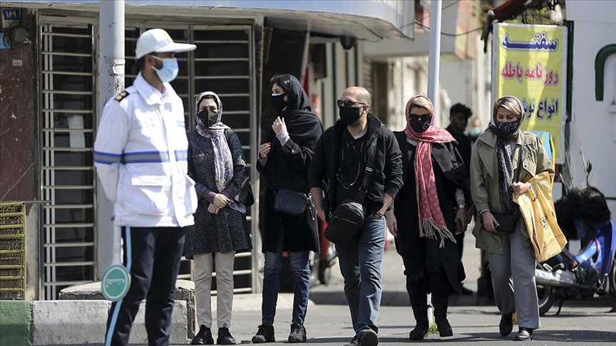 İranlı reformist siyasetçiden ‘Halk destek vermezse Rusya gibi dağılırız’ açıklaması