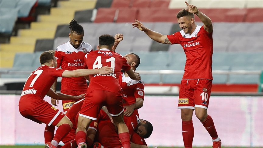 Antalyaspor 20 yıl sonra kupa finali mutluluğunu yaşıyor
