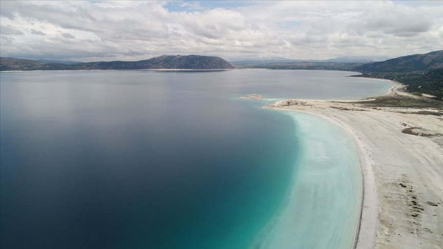 Salda Gölü’nün UNESCO Doğal Miras Listesi’ne alınması için çalışma başlatıldı