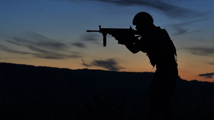 Zeytin Dalı bölgesinde 1 DEAŞ’lı, Barış Pınarı bölgesinde 1 PKK/YPG’li terörist etkisiz hale getirildi