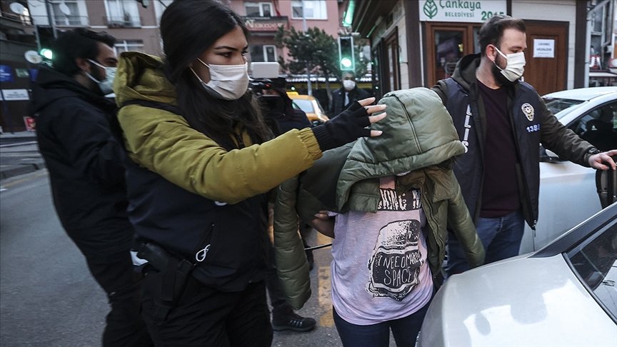 Ankara merkezli 3 ilde gasp çetesine yönelik ‘Yarasa Kız Operasyonu’nda 115 zanlı yakalandı