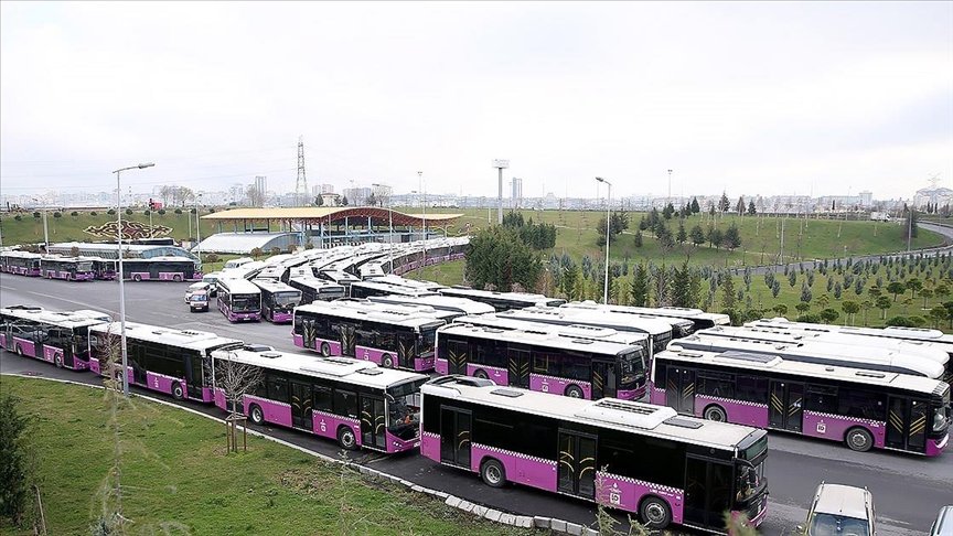 İstanbul’da turkuaz ve erguvan renkli otobüslerin sarıya boyanması ihalesi sonuçlandı
