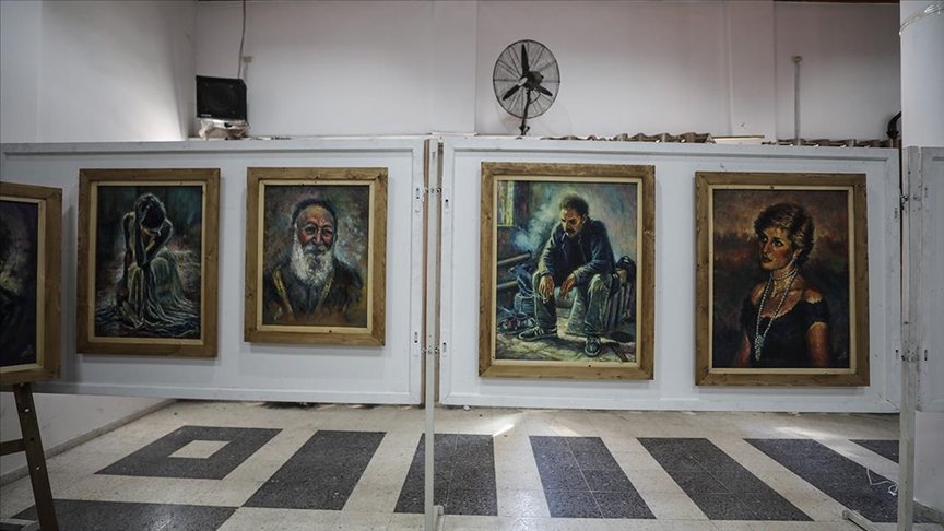 Gazze’de ‘Toprak Günü’ münasebetiyle resim sergisi düzenlendi