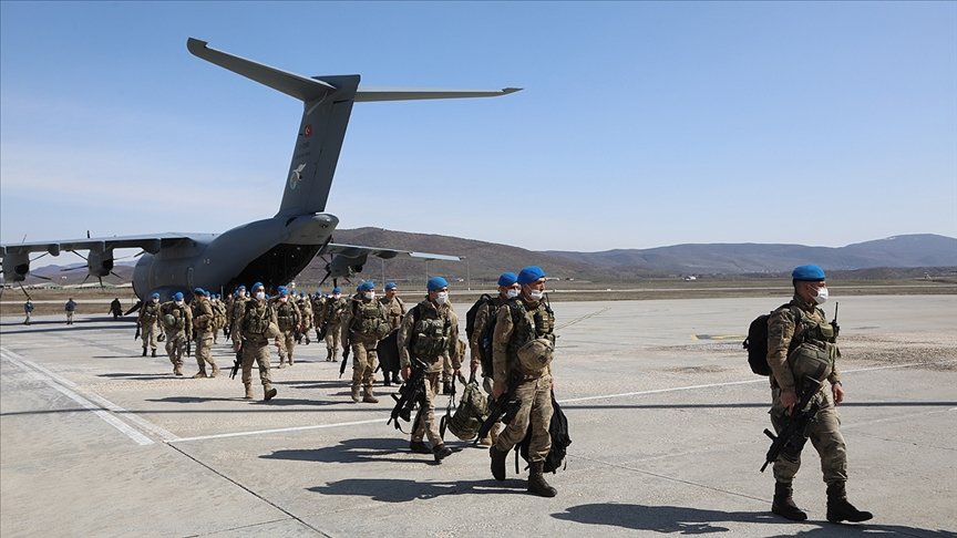 Suriye’de görev yapan 194 jandarma özel harekat personeli Bingöl’e döndü