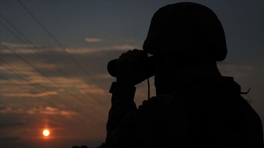 Suriye’den Türkiye’ye girmeye çalışan 1’i PKK/YPG terör örgütü mensubu 5 kişi yakalandı