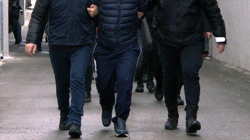 İstanbul’da terör örgütü DHKP/C’ye yönelik operasyonda 5 gözaltı