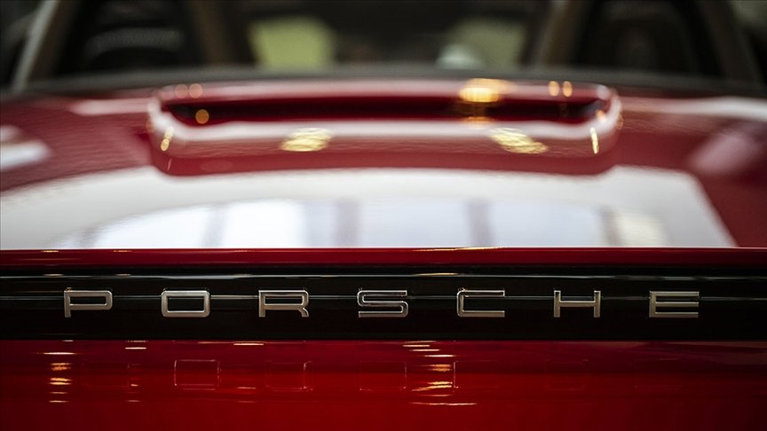 Porsche, tüm elektrikli otomobiller için Türkiye’ye şarj ağı kurdu