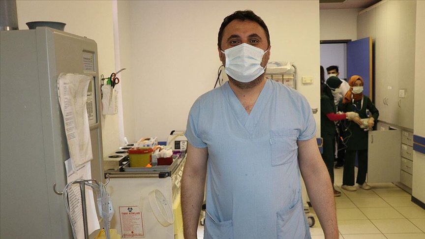 Kovid-19’u yenen sağlık çalışanı Tuncer: Cihaza bağlıyken öleceğimi hissettim