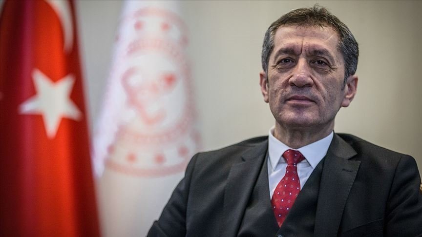 Milli Eğitim Bakanı Selçuk: Öğrencilerimizi 2 Temmuz’a kadar okulda tutmakla ilgili çalışmalar var