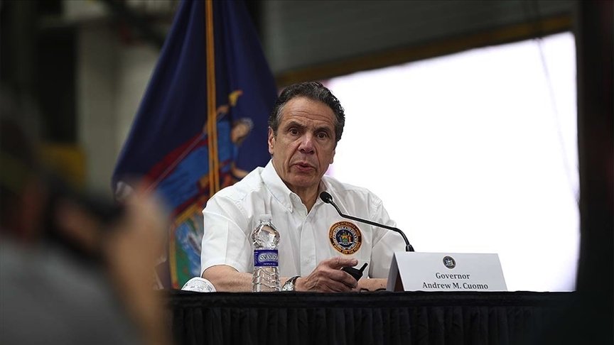 New York Valisi Cuomo’ya, hakkındaki taciz iddiaları nedeniyle istifa baskısı artıyor