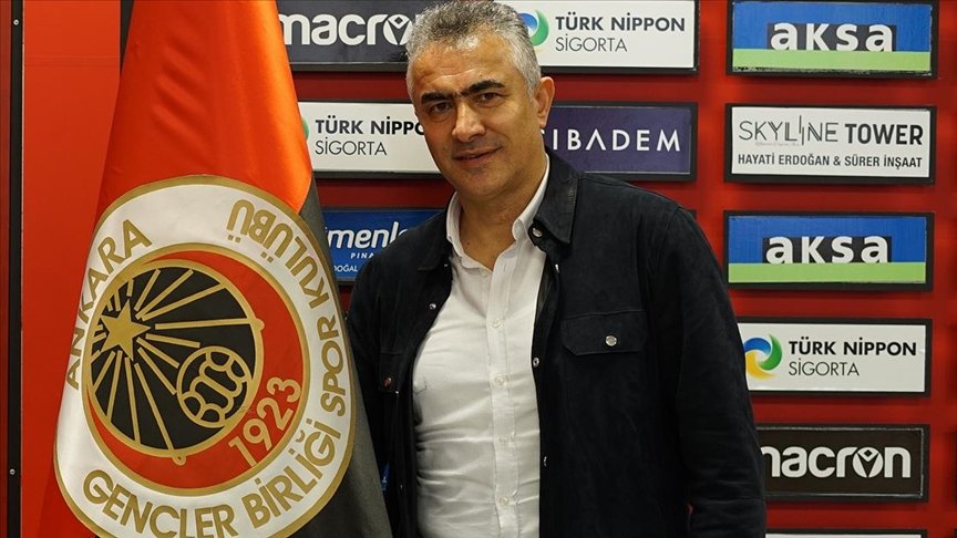 Gençlerbirliği’nde teknik direktör Mehmet Altıparmak dönemi sona erdi