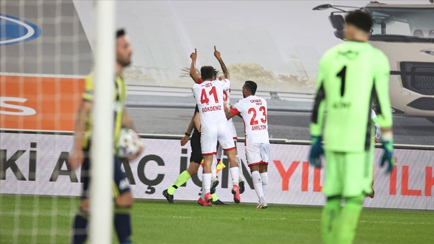 Antalyaspor’da 12 maçlık yenilmezlik rekoru ve 1000. gol sevinci
