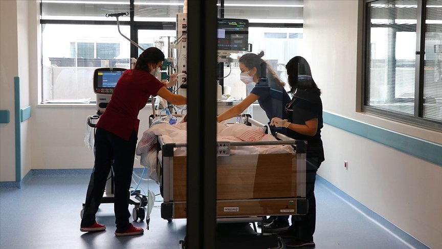 Türkiye’de 22 bin 216 kişinin Kovid-19 testi pozitif çıktı, 117 kişi hayatını kaybetti