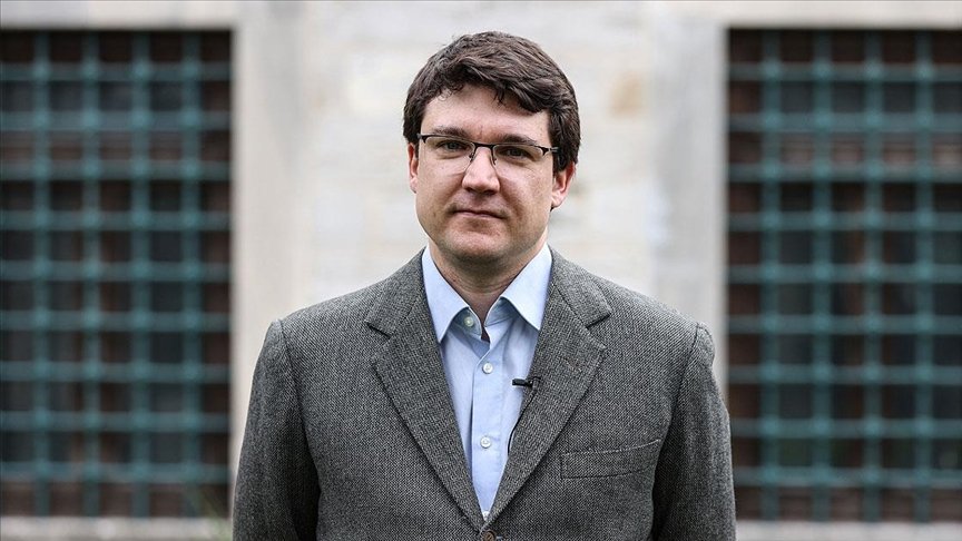 İsviçreli Müslüman araştırmacı 10 yıldır Süleymaniye Kütüphanesi’nde el yazmalarını inceliyor