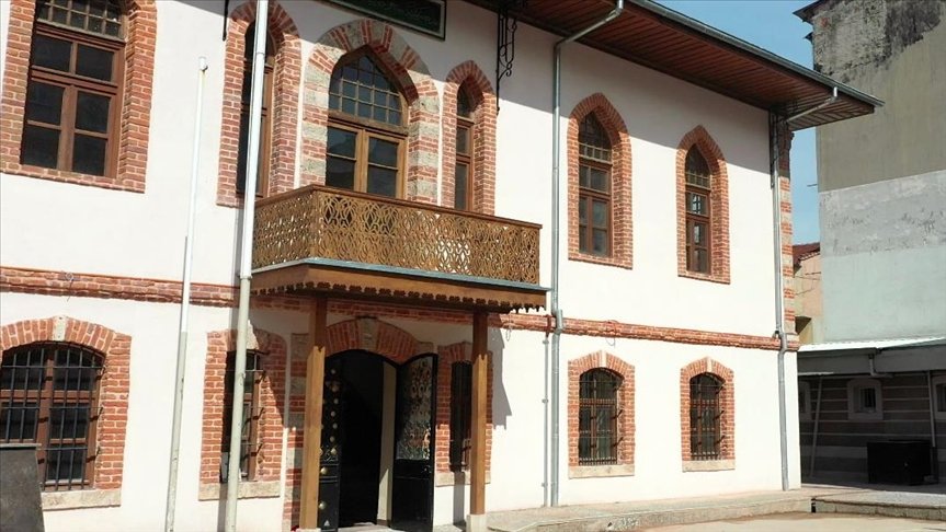 Bursa’da restore edilen 553 yıllık eğitim yuvası yeniden öğrencilerine kavuşacak