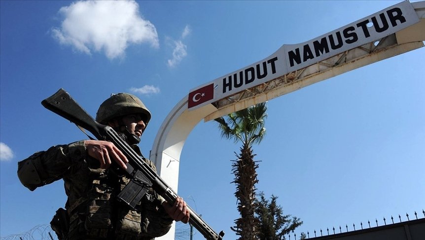 Türkiye’ye yasa dışı yollardan girmeye çalışan biri terörist 2 Suriyeli yakalandı