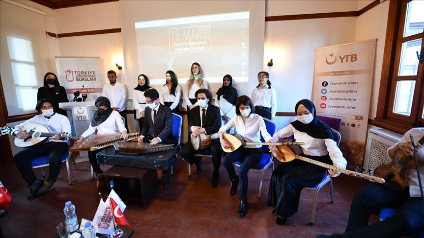Çanakkale’de dedeleri şehit olan uluslararası öğrencilerden anma programı