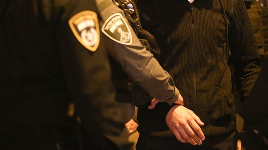 İsrail güçleri Batı Şeria’da 26 Filistinliyi gözaltına aldı