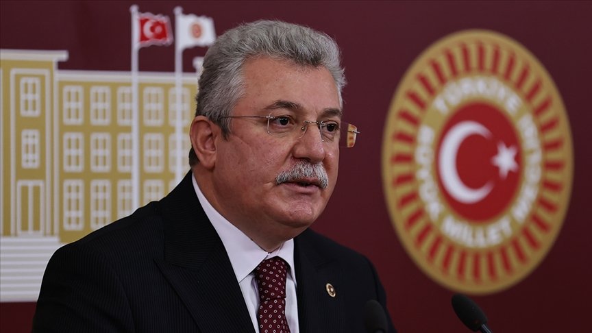 AK Parti Grup Başkanvekili Akbaşoğlu: Cumhurbaşkanı Erdoğan’ın yeni sivil anayasa çağrısı samimidir