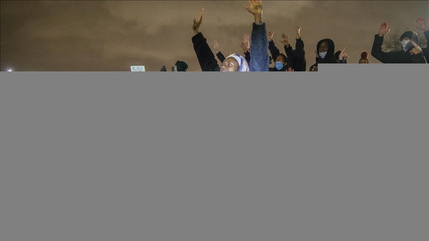 ABD’nin Minneapolis kentinde Daunte Wright’ın ölümünün ardından polise yönelik protestolar sürüyor