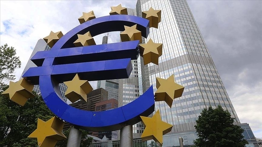 ECB faiz oranları ve Pandemi Acil Varlık Alım Programı’nda değişikliğe gitmedi