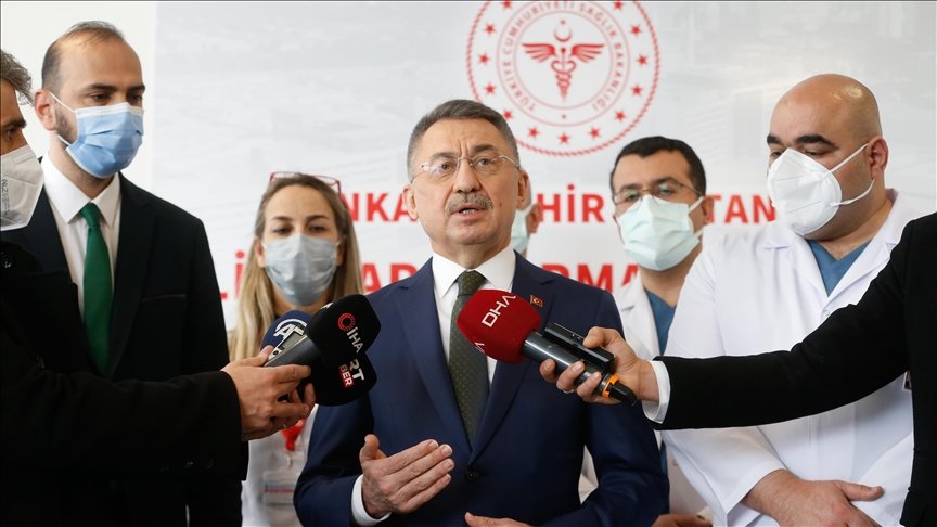Cumhurbaşkanı Yardımcısı Oktay’dan yerli aşı açıklaması: 3’ünde insan uygulamalarına başlandı