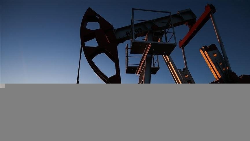 IEA: Küresel petrol talebi bu yıl günlük 5,7 milyon varil artacak