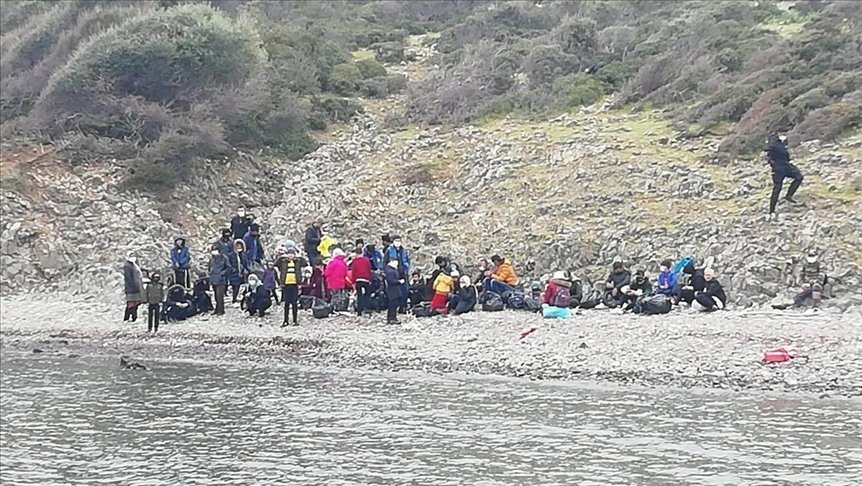 Ayvalık’taki Güneş Adası’nda mahsur kalan 48 sığınmacı kurtarıldı
