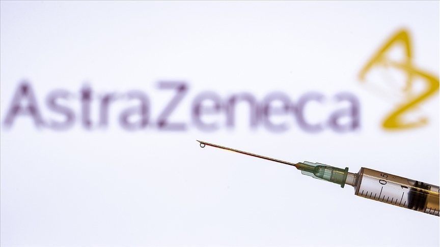 İngiltere’de Oxford-AstraZeneca aşısının çocuklardaki denemeleri durduruldu