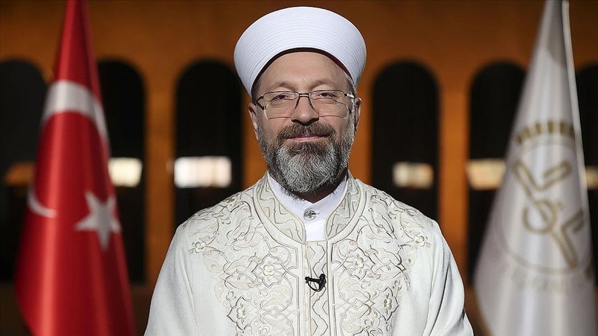 Diyanet İşleri Başkanı Erbaş: Ramazanın maneviyatını, evlerde aile bireylerimizle birlikte yaşamaya özen gösterelim